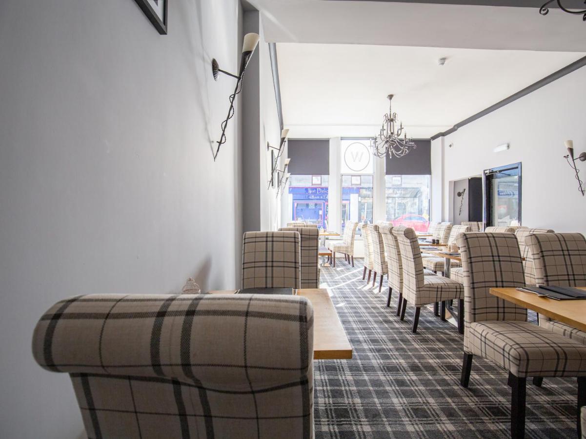 The Ben Mhor Hotel, Bar & Restaurant Grantown-on-Spey Buitenkant foto